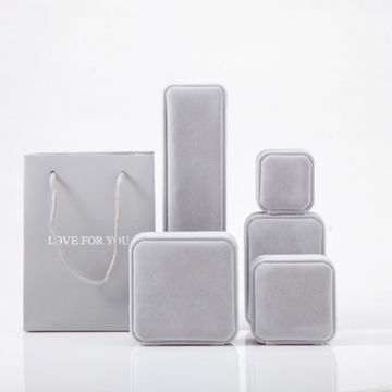 Принятое размер на заказ на заказ ювелирные украшения Подарочная коробка на 2022 год Серёжки Браслет Ожерелье