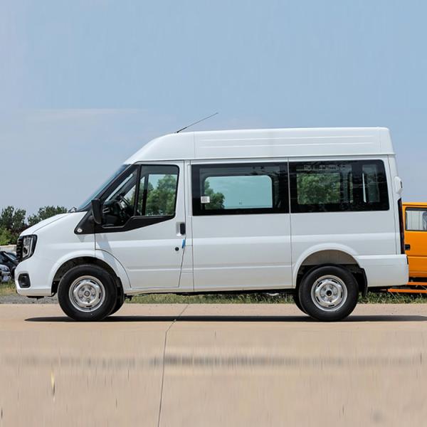 Asientos de cuero 2023 JMC Fushun Cargo Van 3-17 asientos de pasajeros Diesel de 8 velocidades Automático 2.0T 146hp Sin control de estabilidad