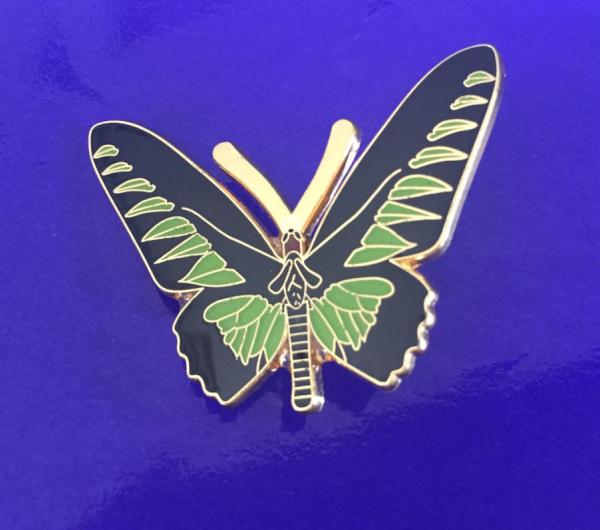metal  enamel pins, casting lapel pins, brass or iron, or zinc alloy