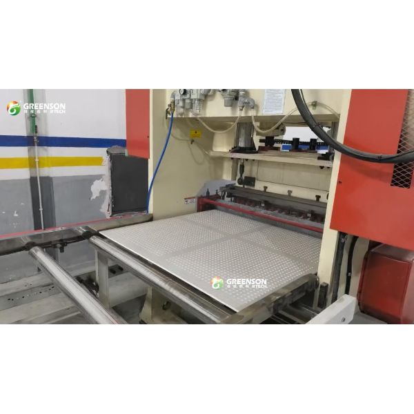 Automatic Hydraulic Board Punching Machine with 200T Pressure High Automatic Operation for Max 20mm Thickness Gypsum Board Perforating