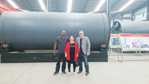 300 Square Meters Area Needed for Waste Tire and Plastic to Fuel Oil Pyrolysis Machine
