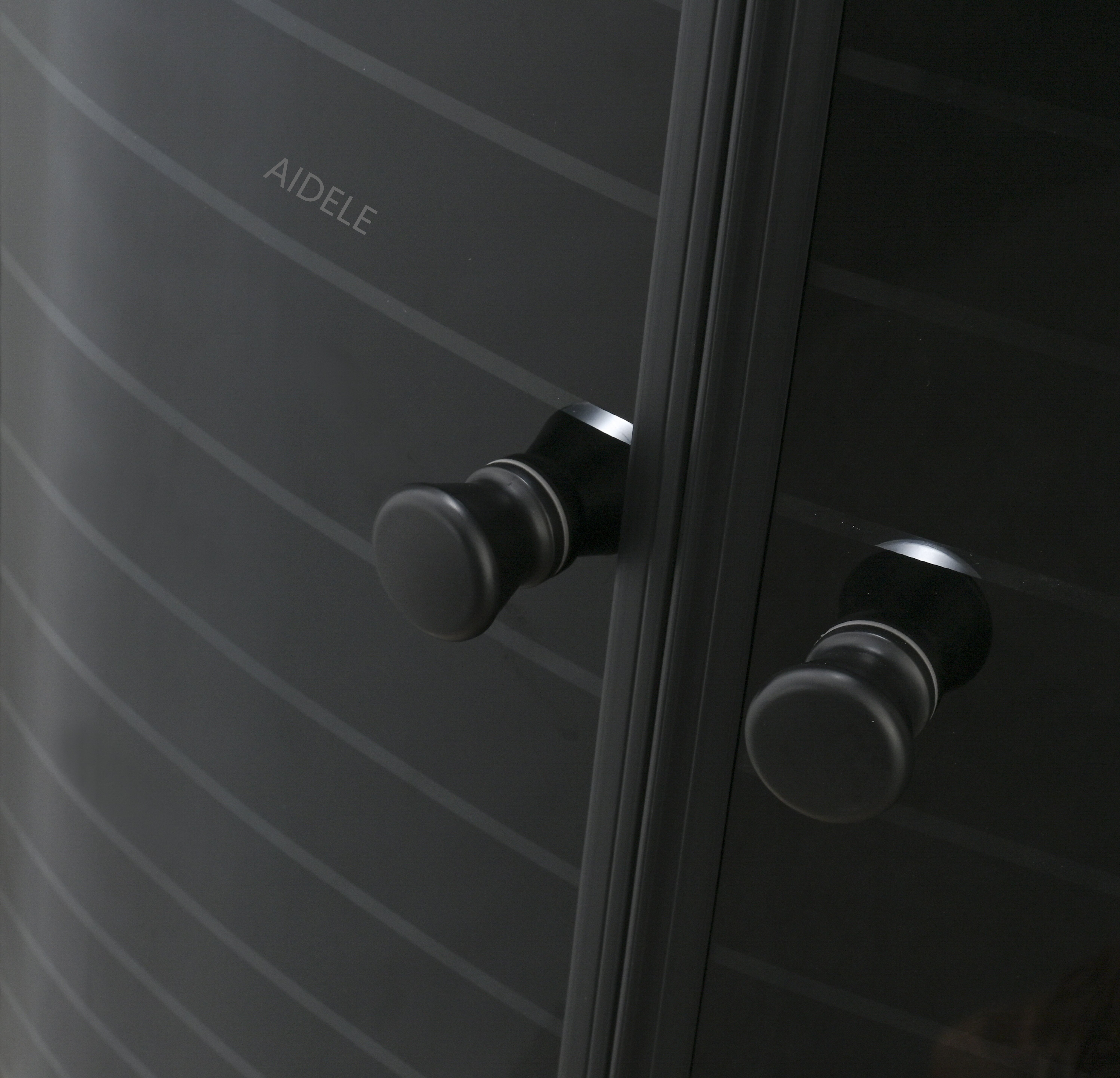 Vertical Prefabricated Bathroom Shower Cabin Box with Nylon Wheels