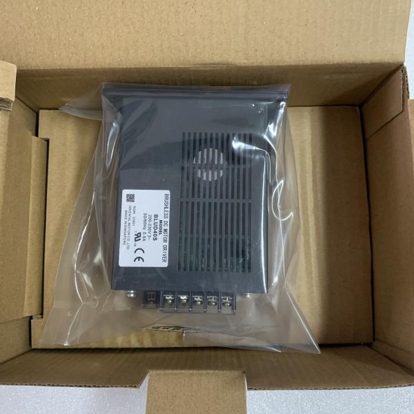 ВОСТОЧНЫЙ ВОДИТЕЛЬ 200-230V 3PH МОТОРА DC МОТОРА BLUD40S БЕЗЩЕТОЧНЫЙ НОВЫЙ