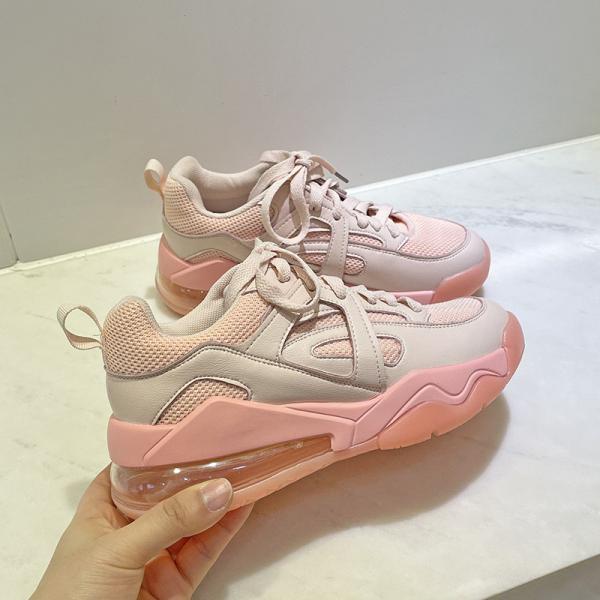 Wear Resistant Casual Athletic Shoes Shock Absorbing Thick Sole Running Shoes