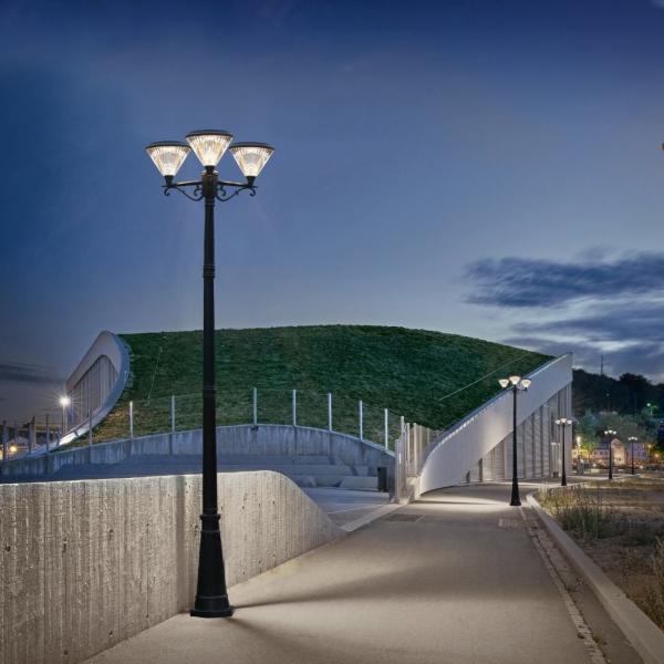 IP65 Outdoor Solar LED Landscape Pathway Light Solar Garden Lights 3 head lamps