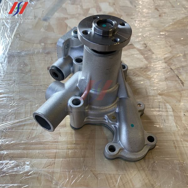 Water Pump 119810-42001 Yanmar 3TNV/3TNE Komatsu 3D Series Engine Cooling Pump Engine Parts