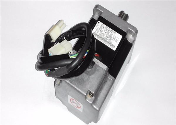 Yaskawa SGML-02AF14 Industrial Servo Motor W200 V200 2.0A 3000R/ Min