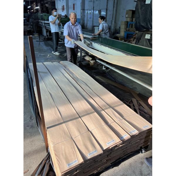 Настраиваемая горная/прямозерновая натуральная древесная фанера 0,45 мм 0,5 мм 0,6 мм натуральная древесная фанера ролл Красный дубовый фанера