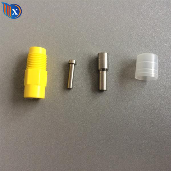 Aves domésticas do bebedor do bocal para grelhas