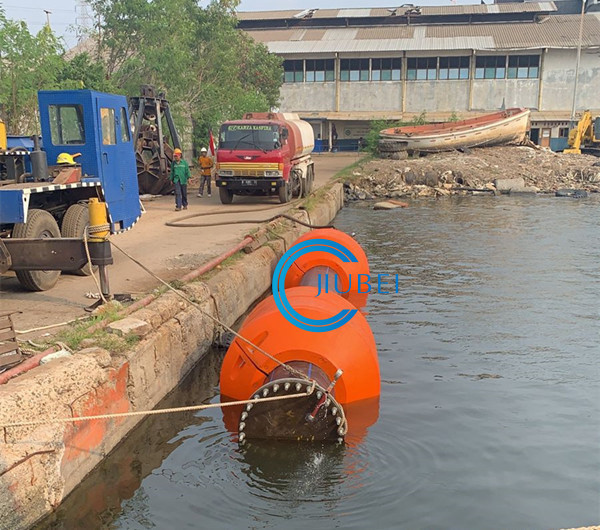 8mm Shell Rotational Molding Dredge Floater Foam Filled MDPE Floater Customized Request
