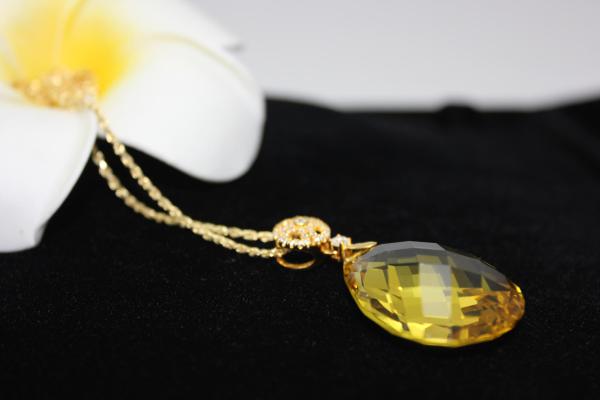 2.5x2.5mm 3x3mm Fancy Color Sapphire Stones , Vivid Yellow Sapphire