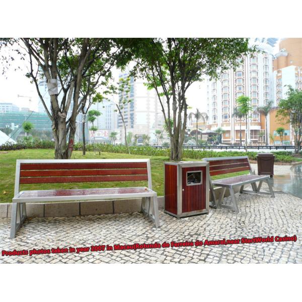 Металлические столы для пикника на улице