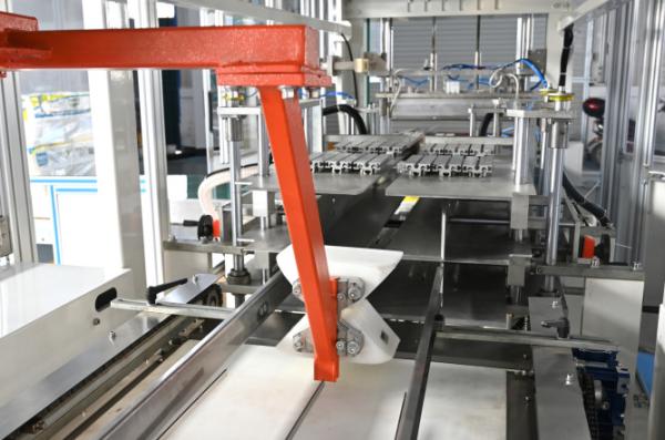 Full Automatic Toilet Roll And Kitchen Towel Bundling Packing Machine For 18-48 rolls