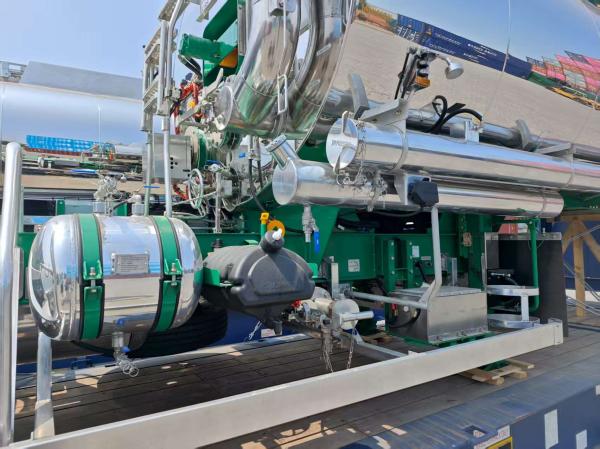 Stainless Steel Efficiency Performance​ Tank Trailer Safety Reliability​