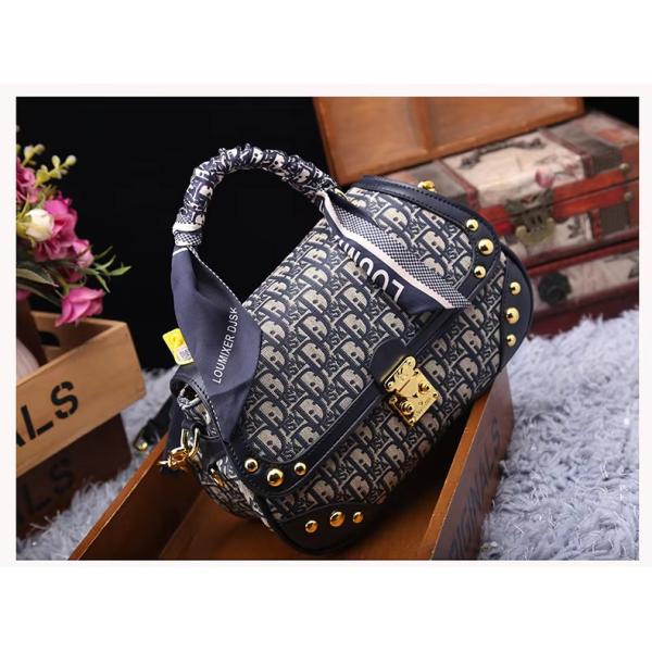 Stylish Fashionable Elephant Pattern Crossbody Bag for Women Made of Durable PVC Leather