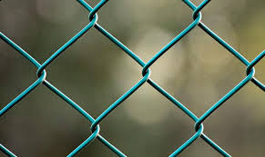 Hot-dip Galvanized or PVC Coated Chain Link Fence Ideal for Securing Sports Stadiums