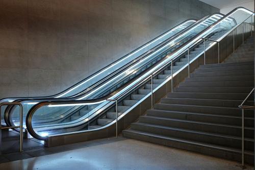 Energy Saving Shopping Mall Escalator Indoor Heavy Duty Escalator