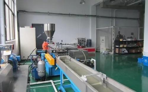Hot Cutting Plastic Granulator  Extruder Production Line Waste Plastic