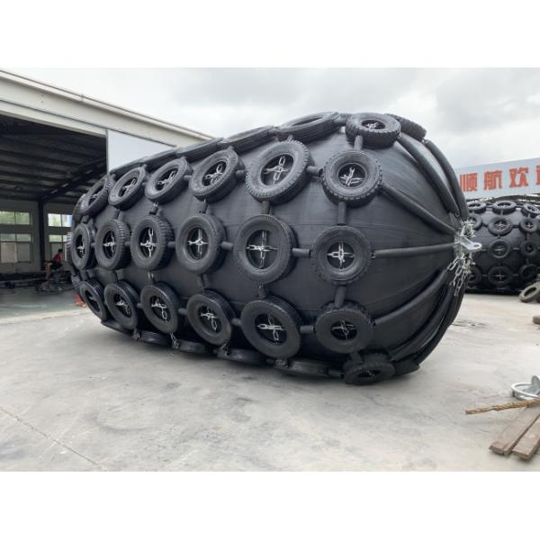 6-10 Years Lifespan Pneumatic Rubber Fender For Chain Net Type Efficiency