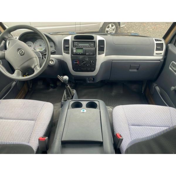 Used 12 Seater Minibus White And Blue Color 11 Seats Golden Dragon Hiace XML6532 Gasoline Engine LHD