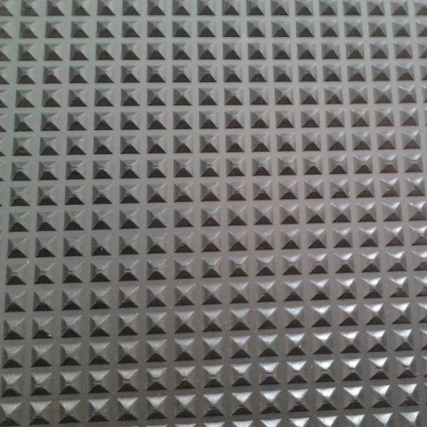 Factory Checker Plate Pyramid Pattern Horse Stable Rubber Mat