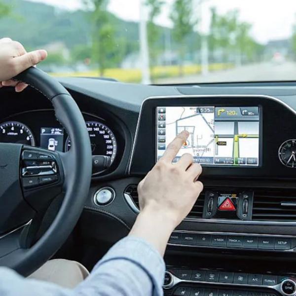 Anti-Theft 4G GPS Tracker with Remote Power & Fuel Cutoff and Wide Temperature Range -20°C to +70°C