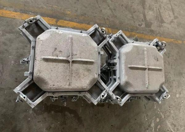 600L Water Storage Plastic Tank Mold With Guide Rail 8000-10000 Parts Mould Life