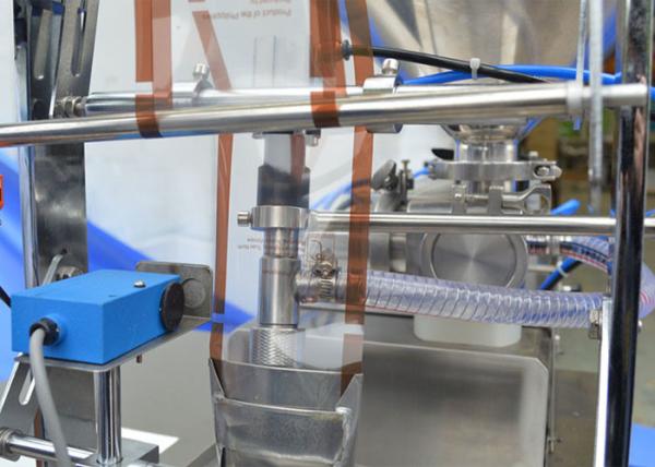 Fully Automatic Sauce Packing Machine Four Sides / Pillow Seal Type 30-50 bags/min