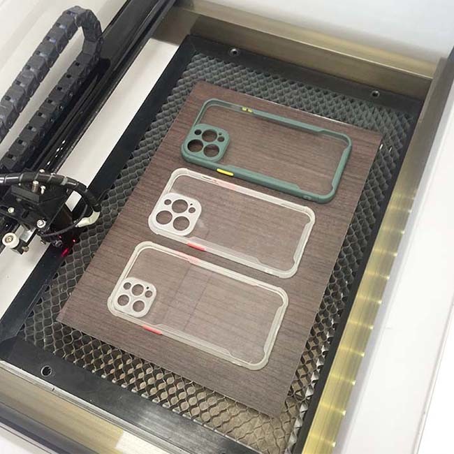 40w Daqin гравируя водяное охлаждение автомата для резки лазера протектора экрана