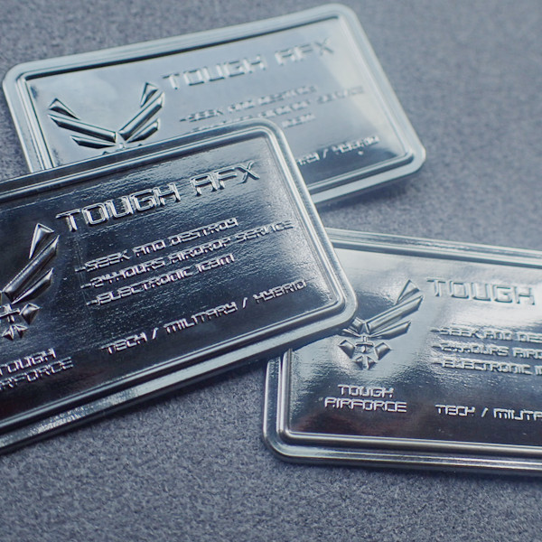 TPU 3D imprimió remiendos de las etiquetas de la ropa con el logotipo grabado en relieve de la marca