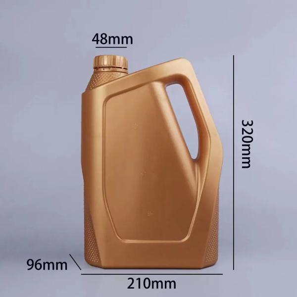 Lightweight Plastic Engine Oil Bottle with Integrated Handle