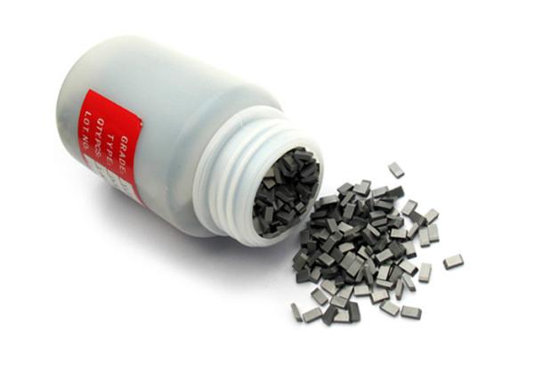 High Tensile Strength TCT Saw Blade Tips / Cemented Carbide Tips OEM Accepted