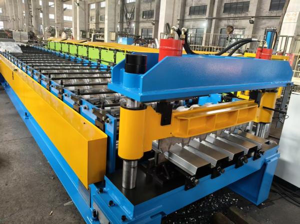 Galvanized Steel 12m/Min Metal Roof Deck Roll Forming Machine 0.3-0.8mm