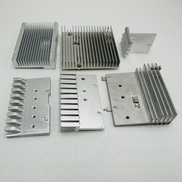 Изготовление листового металла Высокоточный электронный компонент Алюминиевый теплоотводы
