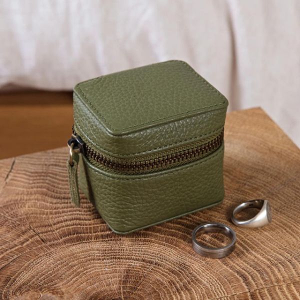 Luxury Soft Pu Leather Zipper Small Square Travel Leather Case for Gift Custom Logo
