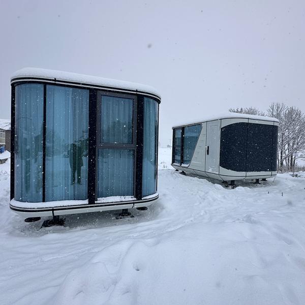 Waterproof Prefab Capsule House / Capsule Tiny House Luxury For Outdoor