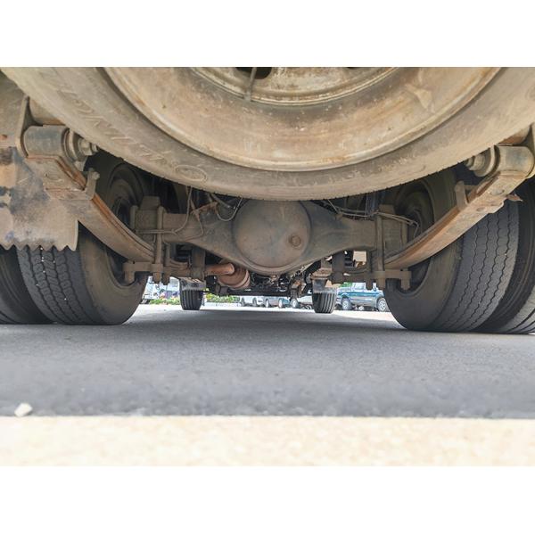 Золотой дракон использованные небольшие фургоны 19 мест Евро 4 LHD AC с ручной коробкой передач