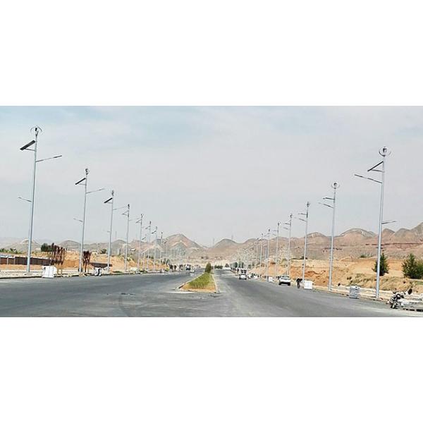 Outdoor LED Lamp Wind And Solar Hybrid Street Light System 60W 79201lm