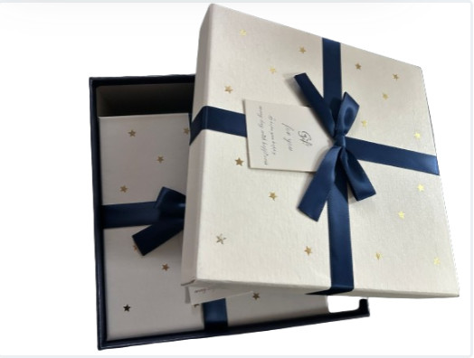 Jewelry Custom Square Delicate Patterned Gift Box With Bow