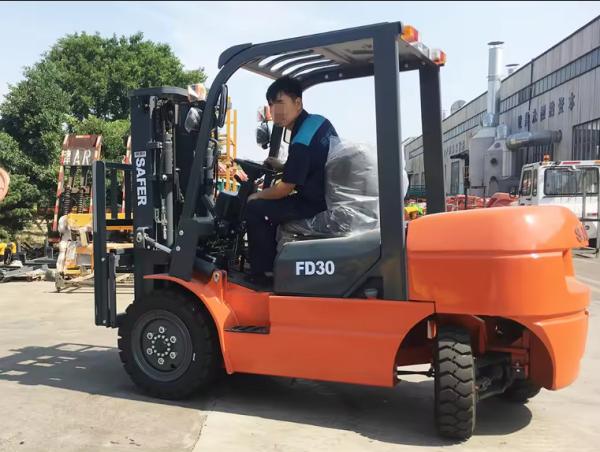 3 Ton Toyota Diesel Forklift With Japanese Engine/Mitsubishi Engine/Isuzu Engine
