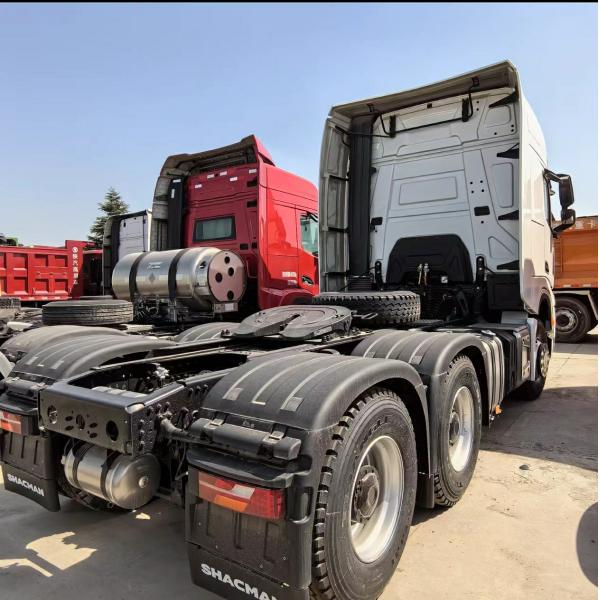 SHACMAN X6000 Fuel Tractor Heavy Duty Motor Truck