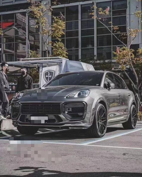 Kit de carrosserie en fibres de carbone Cayenne pour Porsche Cayenne MTR
