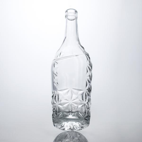 Bottom Engraved Glass Liquor Bottle for Whisky Gin Rum Sealing Type Cork Super Flint Glass