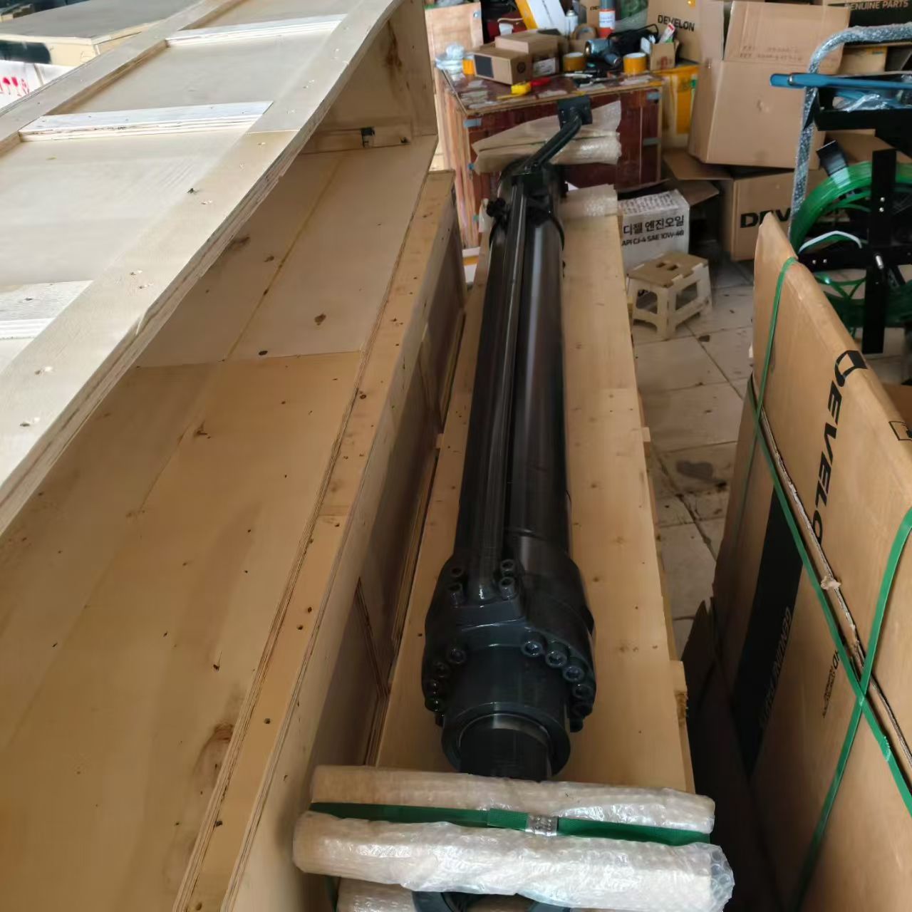 Doosan DX210WA Bucket  Arm Cylinder Assembly  Heavy Duty Hydraulic Power for Wheel Loaders