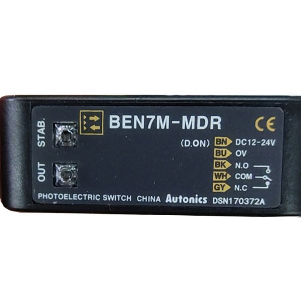 Original Genuine BEN7M-MDR Retroreflective Photoelectric Sensor Switch with 7-meter Sensing Distance, AC/DC Universal Power Supply, and Relay Contact Output for Industrial Automation