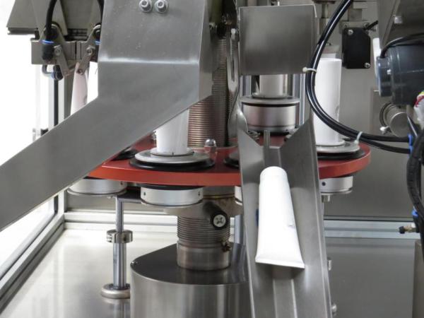 Enchimento plástico da loção do corpo do tubo e creme de selagem ZHY-60YP da mão da máquina