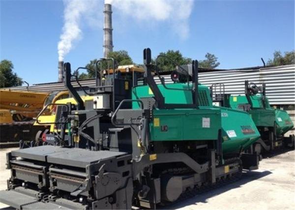 Road Construction Asphalt Paving Machine Rental , Concrete / Asphalt Laydown Machine