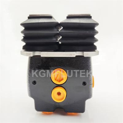 Válvula YN30V00105F2 de Brake Foot Pedal da máquina escavadora para KOBELCO SK200-8