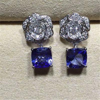 PG piaget rose  series earrings gold diamond  18k gold  white gold yellow gold rose gold diamond earrings