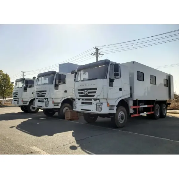 Chinese Truck 6X4 Armed Repair Trucks Personnel Carriers Maintenance Inspection Truck The Saudi